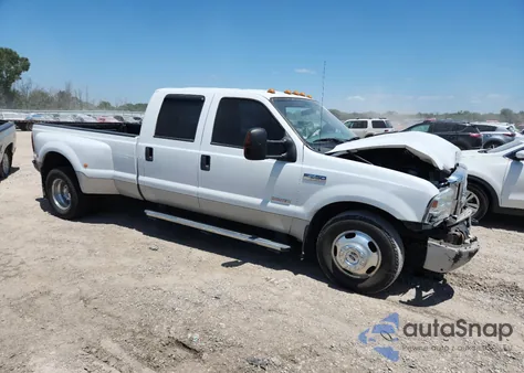 2006 Ford F350 Super Duty z USA, uszkodzony, nr VIN 1FTWW32P56EC44825